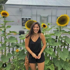 Meet your Posher, Brenda